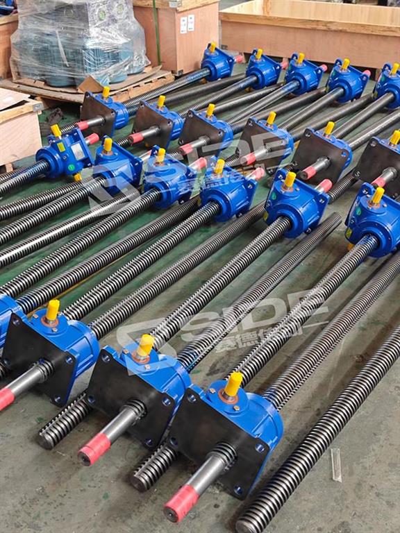 渦輪絲桿升降機