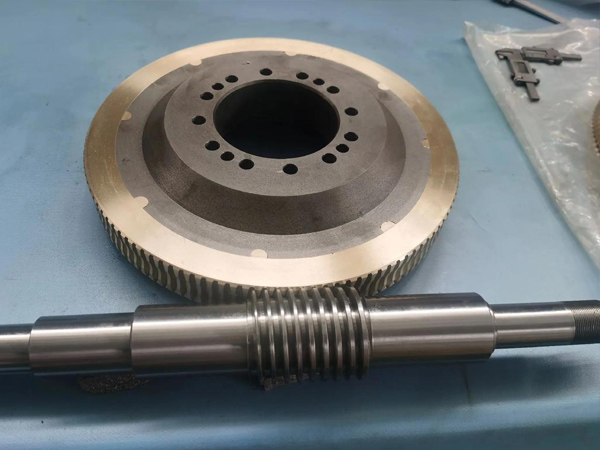精密蝸輪蝸桿加工實景圖片